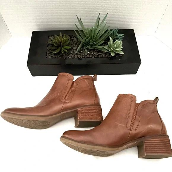 WOMENS KORKS KORK-EASE LEATHER ANKLE BOOTS COGNAC BROWN  SZ 9.5 - Picture 10 of 14